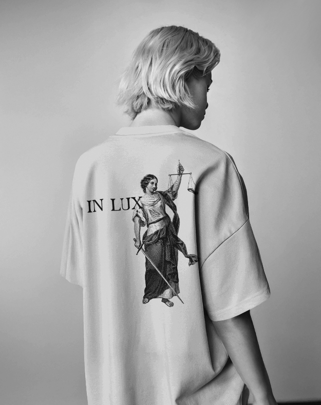IN LUX • DAMEN OVERSIZED T-SHIRT IUSTITIA2