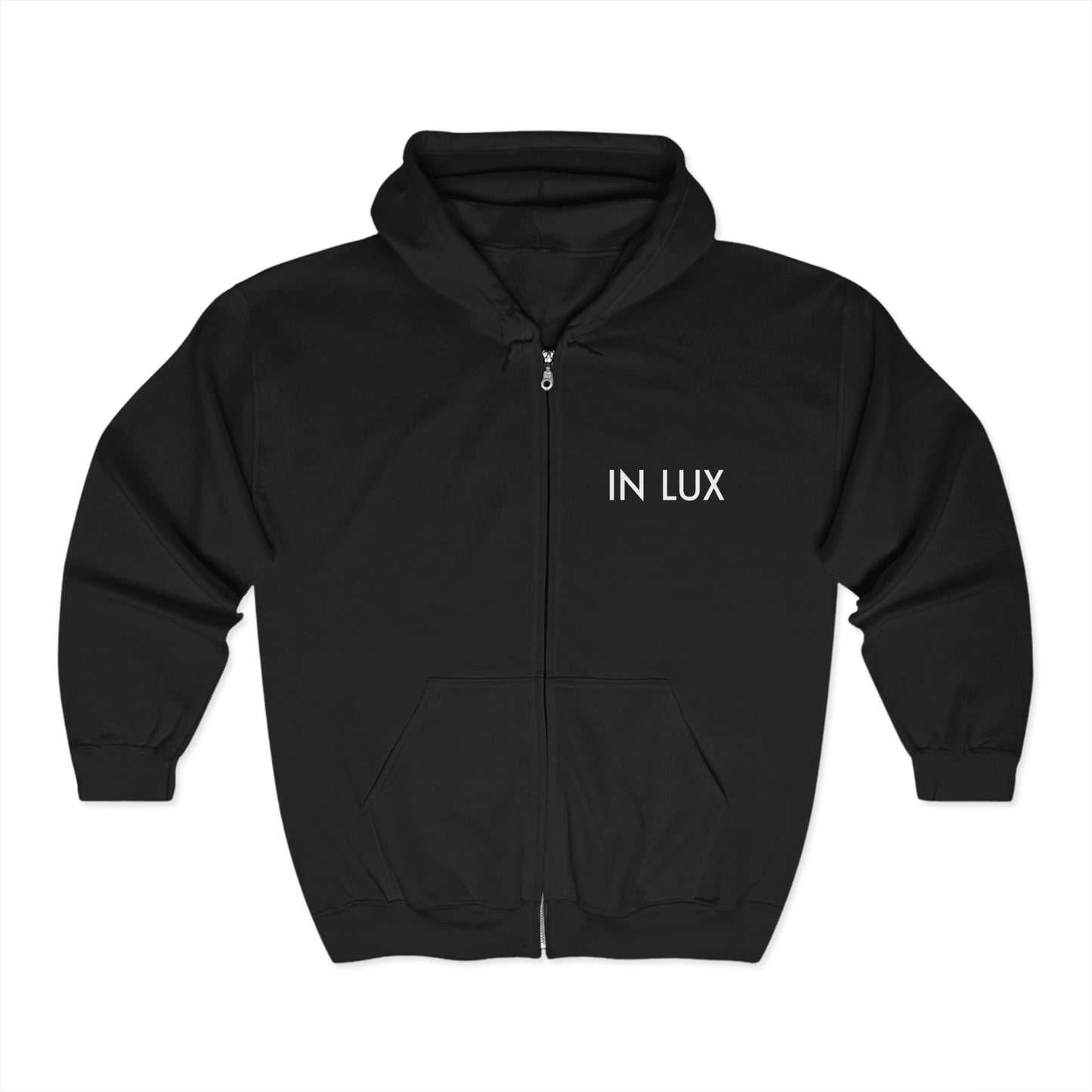 IN LUX • HERREN ZIP HOODIE VERITATIS
CLAVIS VERITATIS Lat.: Schlüssel der Wahrheit ; und ist Motto auf unserem coolen Herren Premium-Zipper-Hoodie im Leisure-Style. Schwere und hochwertige Baumwollqualität. Sollte nicht in der Garderobe fehlen.
www.in-lux.de