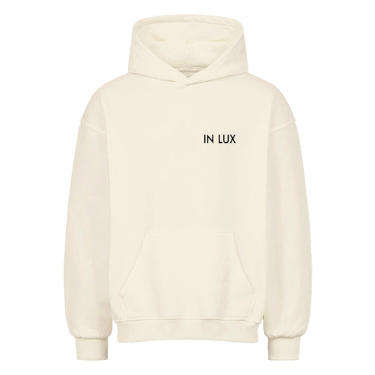 IN LUX • HERREN OVERSIZED HOODIE VITAM IMPENDERE
Stylischer Heavy Cotton Premium-Hoodie für Herren im Oversized-Schnitt. Mit coolem Print VITAM IMPENDERE VERO • Lat.: Nach der Wahrheit leben oder streben.
www.in-lux.de